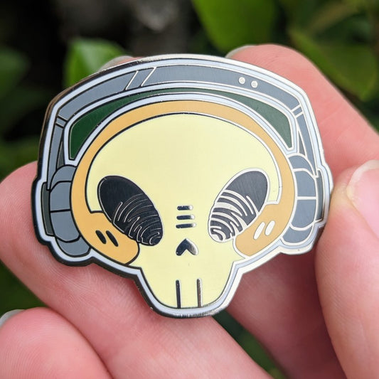 Cade Skull Enamel Pin