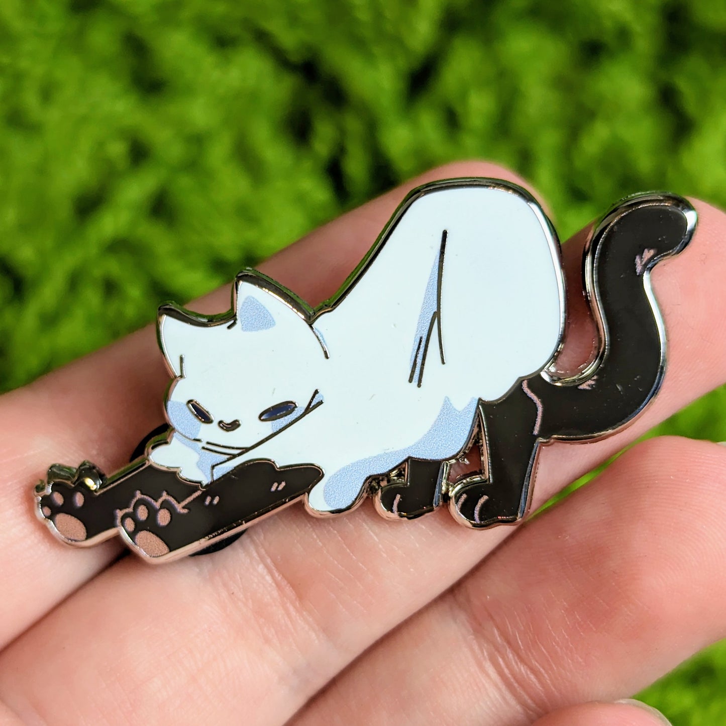 Cute Ghost Cat Enamel Pins