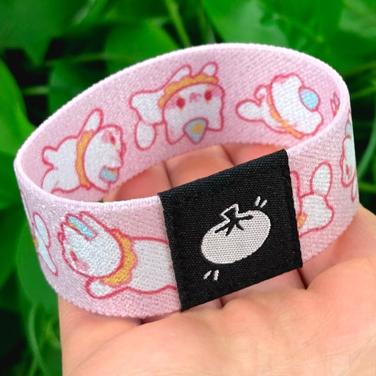 Dilly and Dallying Clown Cat Bracelet!